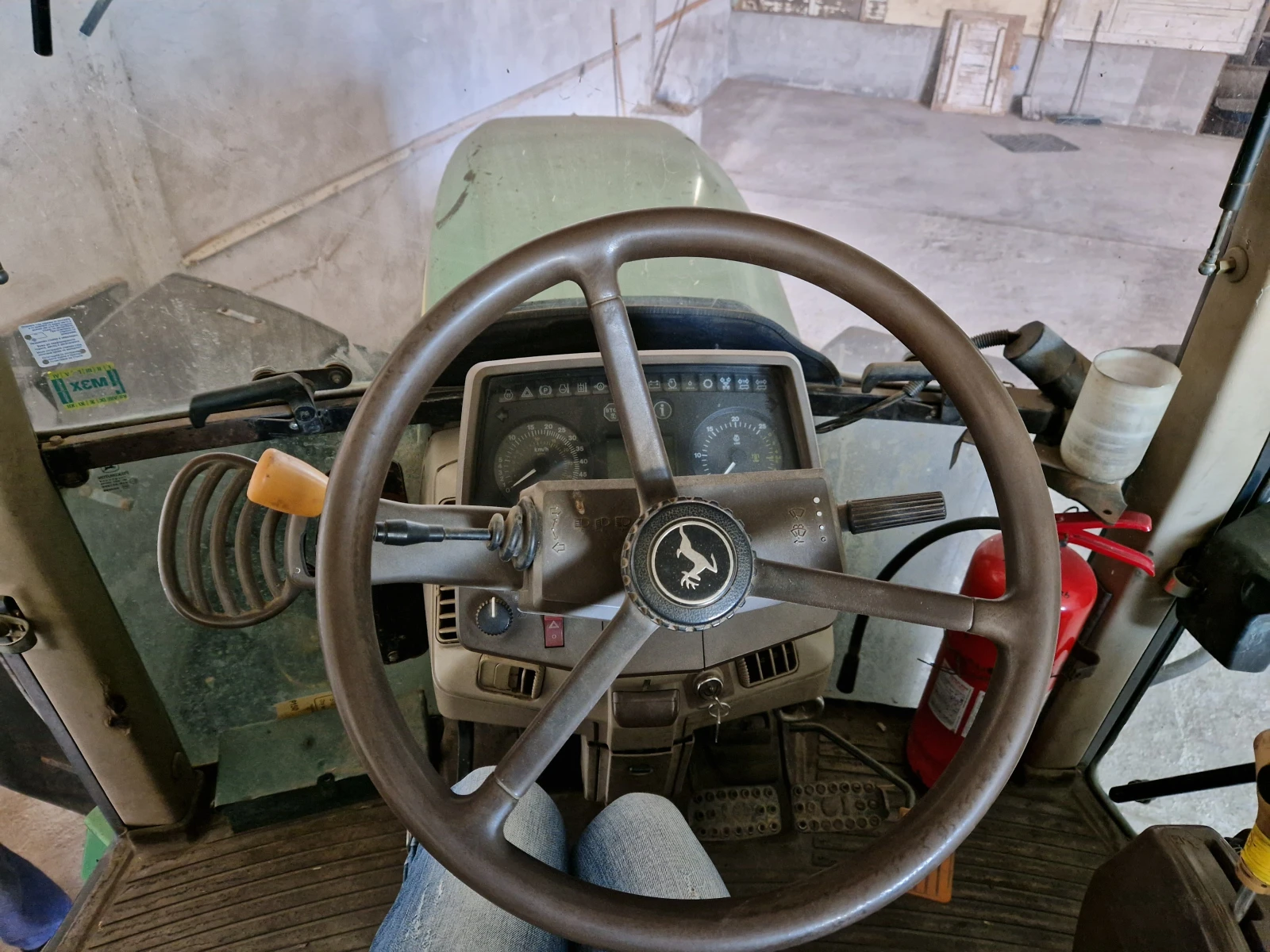 Трактор John Deere 6820, снимка 4 - Селскостопанска техника - 56202291