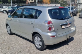 Toyota Corolla verso 1.8 VVT-i Капарирана!Фейслифт!, снимка 6