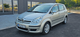 Toyota Corolla verso 1, 8 VVTI 129ps* Aut.* 7 места* С регистрация , снимка 1