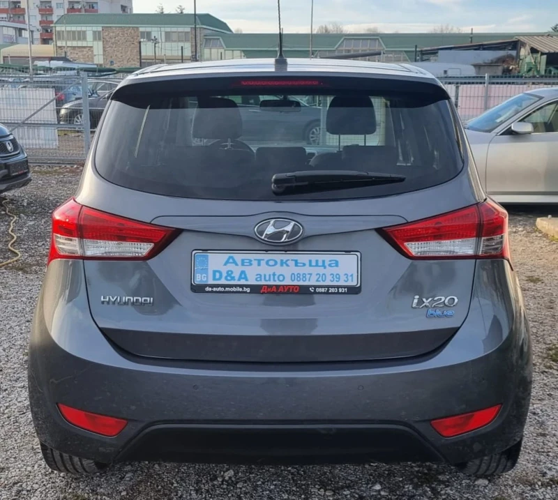 Hyundai Ix20 1.6i-125к.с Швейцария , снимка 7 - Автомобили и джипове - 48023468