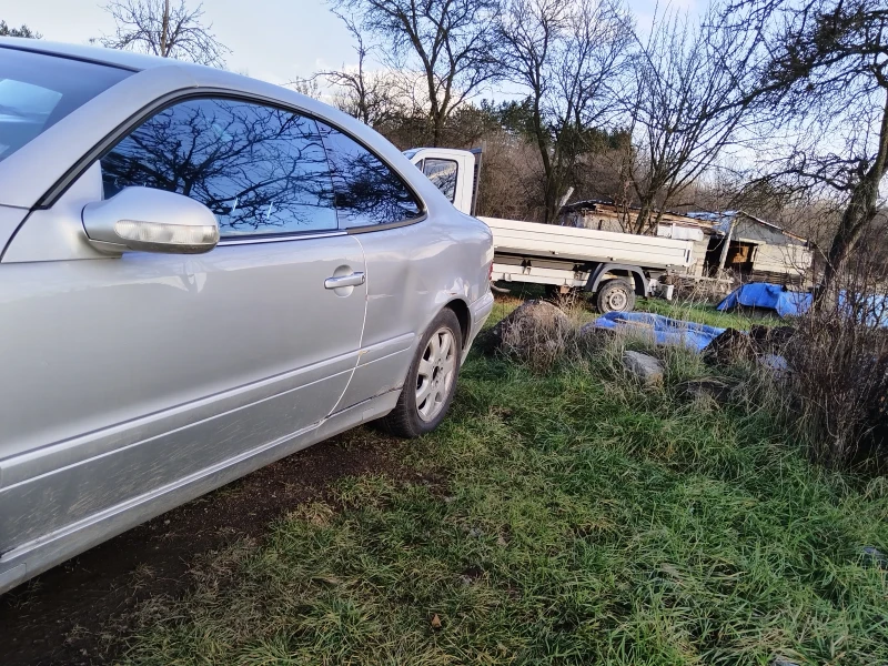 Mercedes-Benz CLK Компресор, снимка 6 - Автомобили и джипове - 48282700