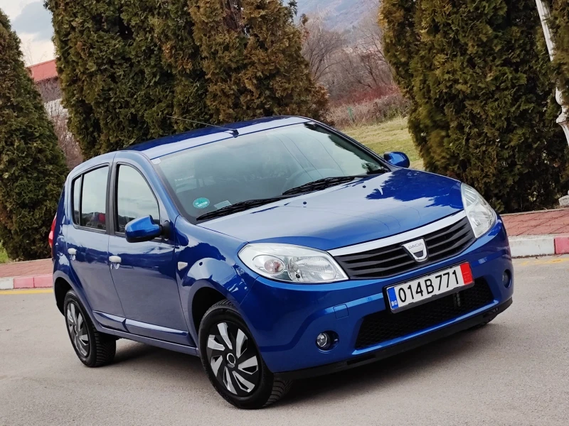 Dacia Sandero 1.2I 16V(75)* НОВ ВНОС* , снимка 9 - Автомобили и джипове - 48347219