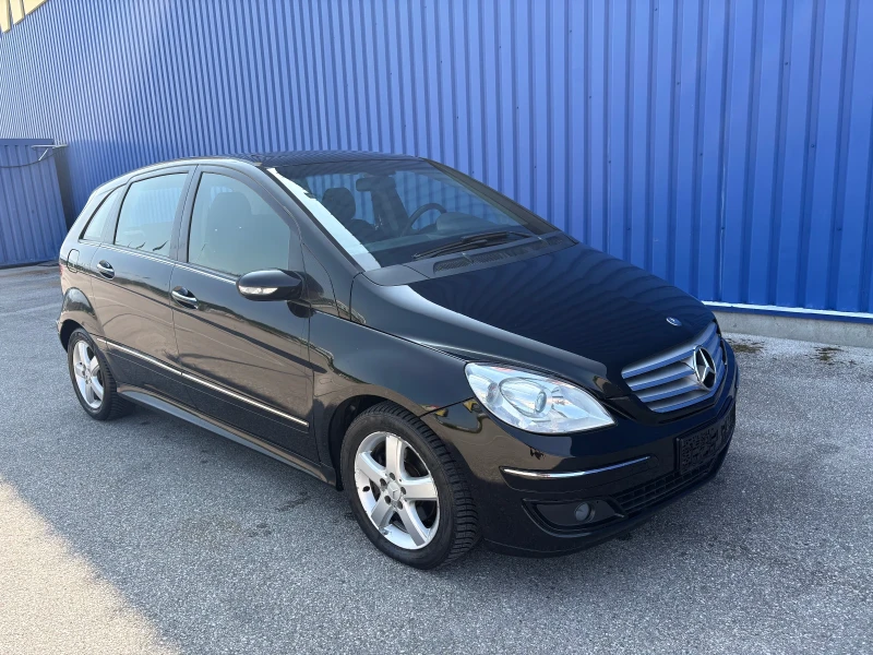 Mercedes-Benz B 200 2.0* 6 ск * НАВИГАЦИЯ* ПАНОРАМА, снимка 2 - Автомобили и джипове - 51888621