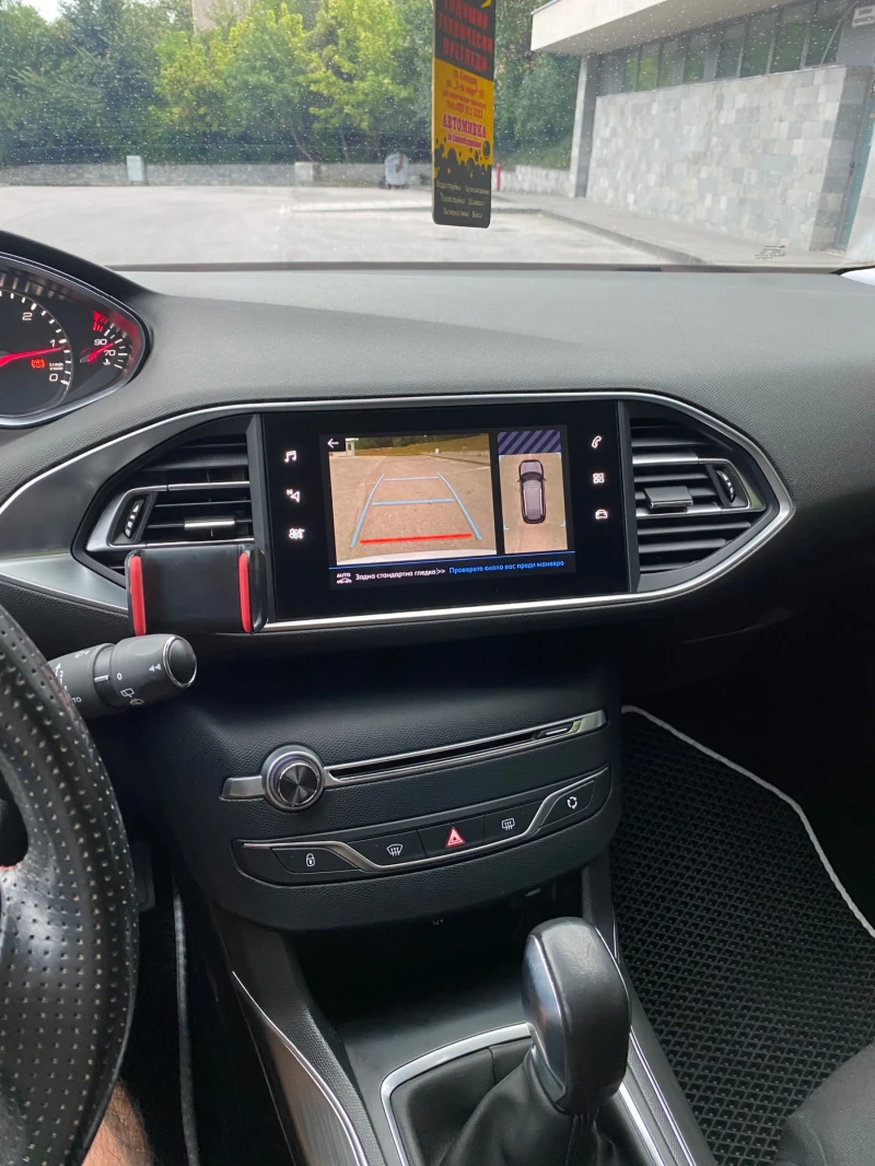 Peugeot 308 1.5hdi, снимка 12 - Автомобили и джипове - 52656009