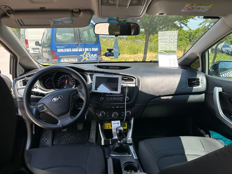 Kia Ceed 1.6cdti, снимка 7 - Автомобили и джипове - 52941953