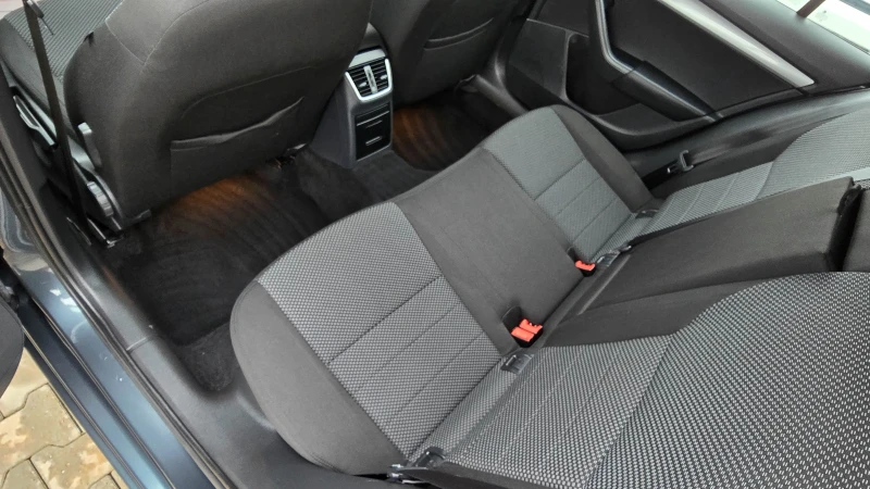 Skoda Octavia 2017г* TDI* 110кс, снимка 12 - Автомобили и джипове - 52576272