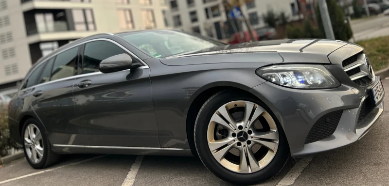 Mercedes-Benz C 220 DISTRONIC* HEAD UP* 360* 9GTRONIC* ПЕЧКА, снимка 3 - Автомобили и джипове - 52663389