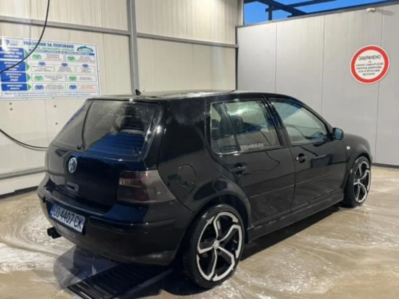 VW Golf, снимка 4 - Автомобили и джипове - 52682776
