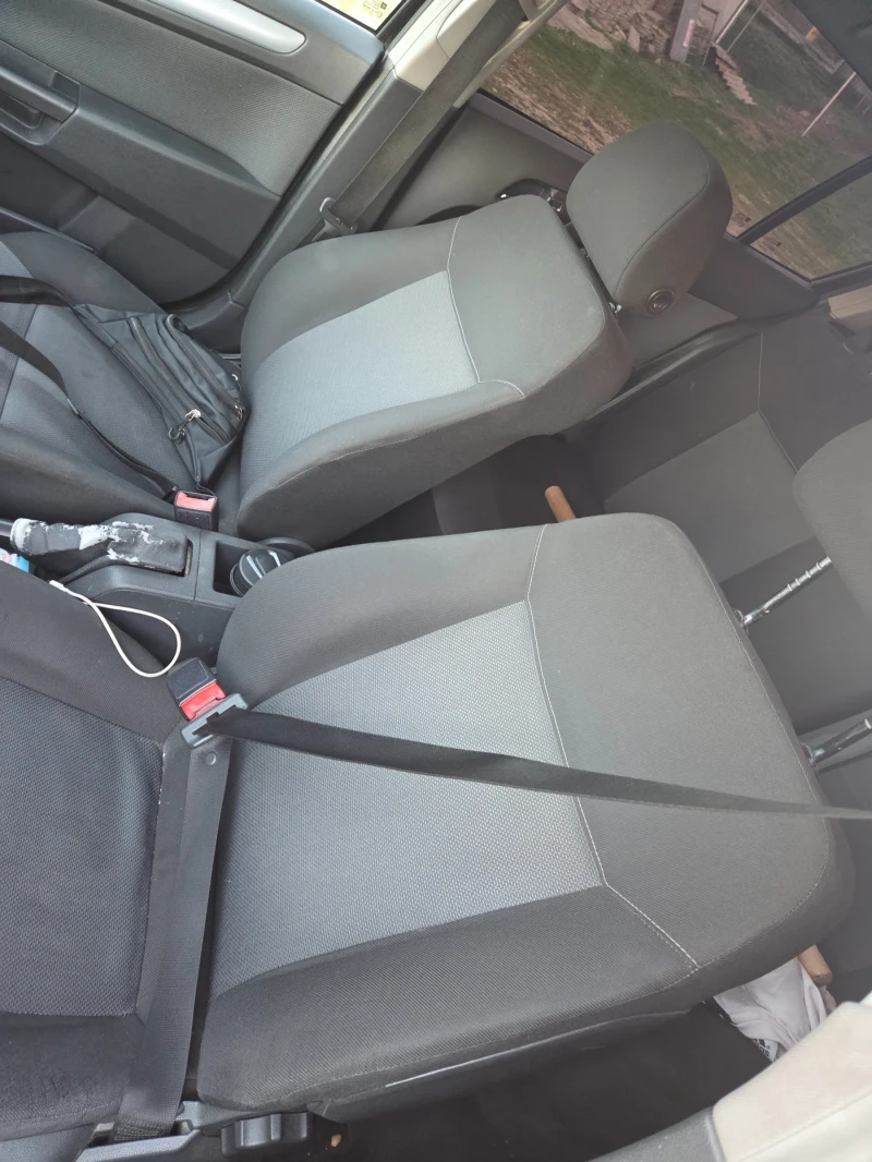 Opel Astra 1.6 ГАЗ бензин, снимка 9 - Автомобили и джипове - 52841794