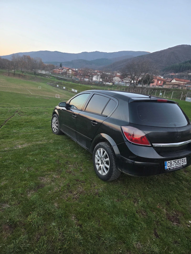 Opel Astra 1.6 ГАЗ бензин, снимка 4 - Автомобили и джипове - 52841794