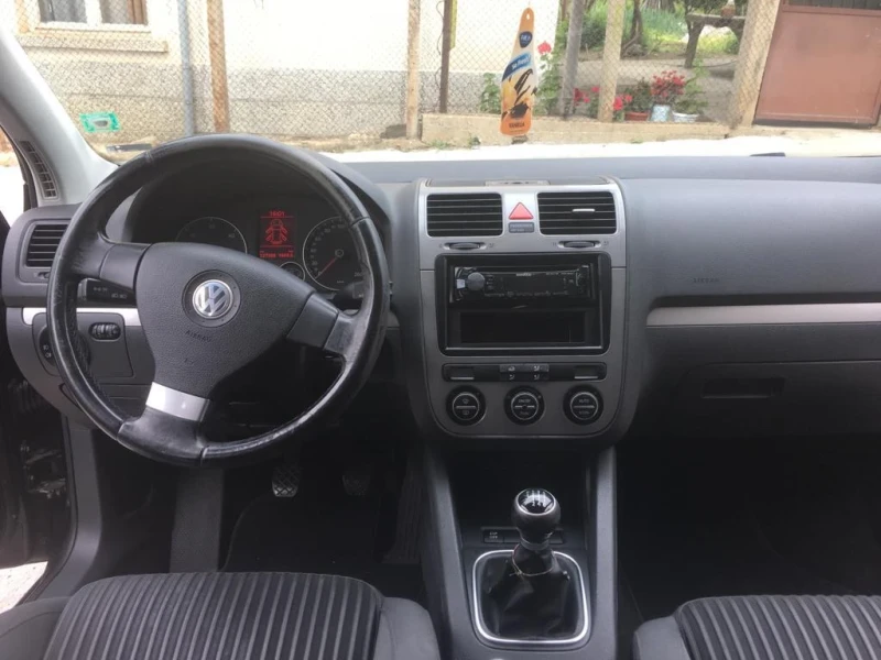 VW Golf, снимка 4 - Автомобили и джипове - 53277056