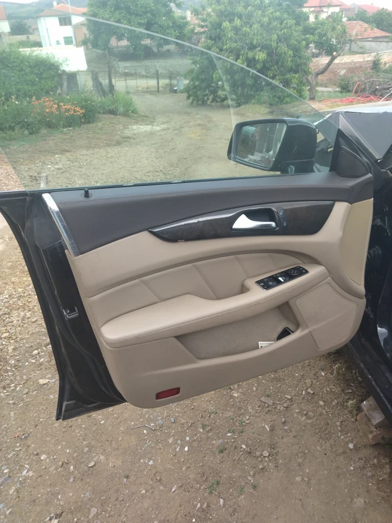Mercedes-Benz CLS 350 AMG, снимка 8 - Автомобили и джипове - 54869490
