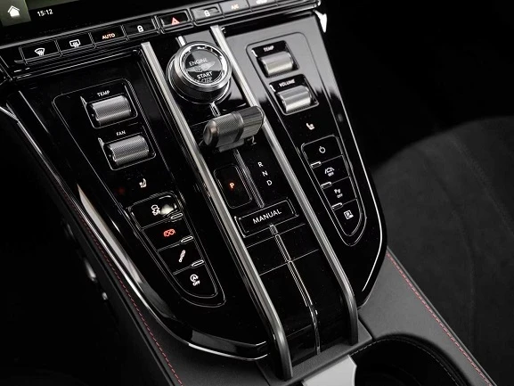 Aston Martin V8 Vantage = NEW = Black Pack �������� | Mobile.bg � ����������� 11