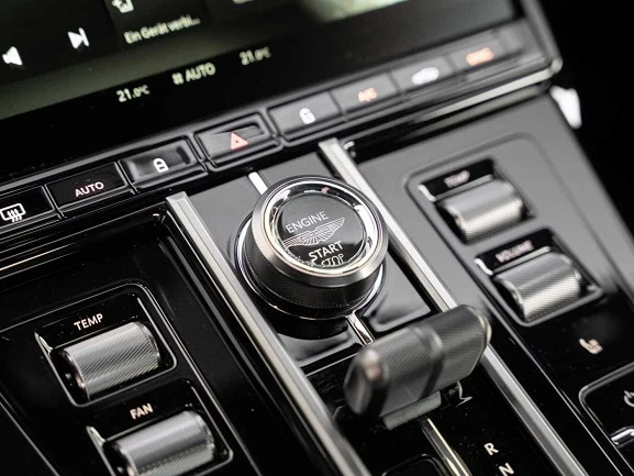 Aston Martin V8 Vantage = NEW = Black Pack �������� | Mobile.bg � ����������� 10