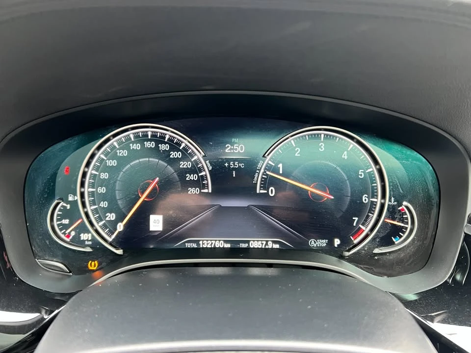 BMW 540 I * M-Package* * xDrive* * АвтоКредит* ЦЕНА ДО БГ - изображение 8