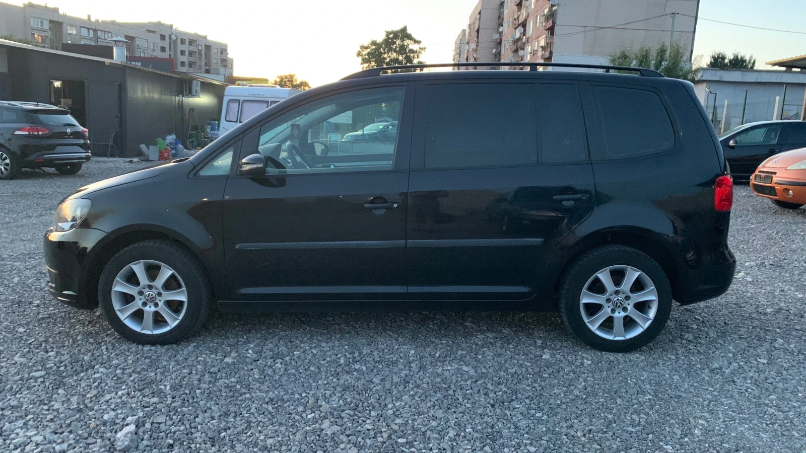 VW Touran 1.2i* 105hp* 7МЕСТЕН - изображение 7