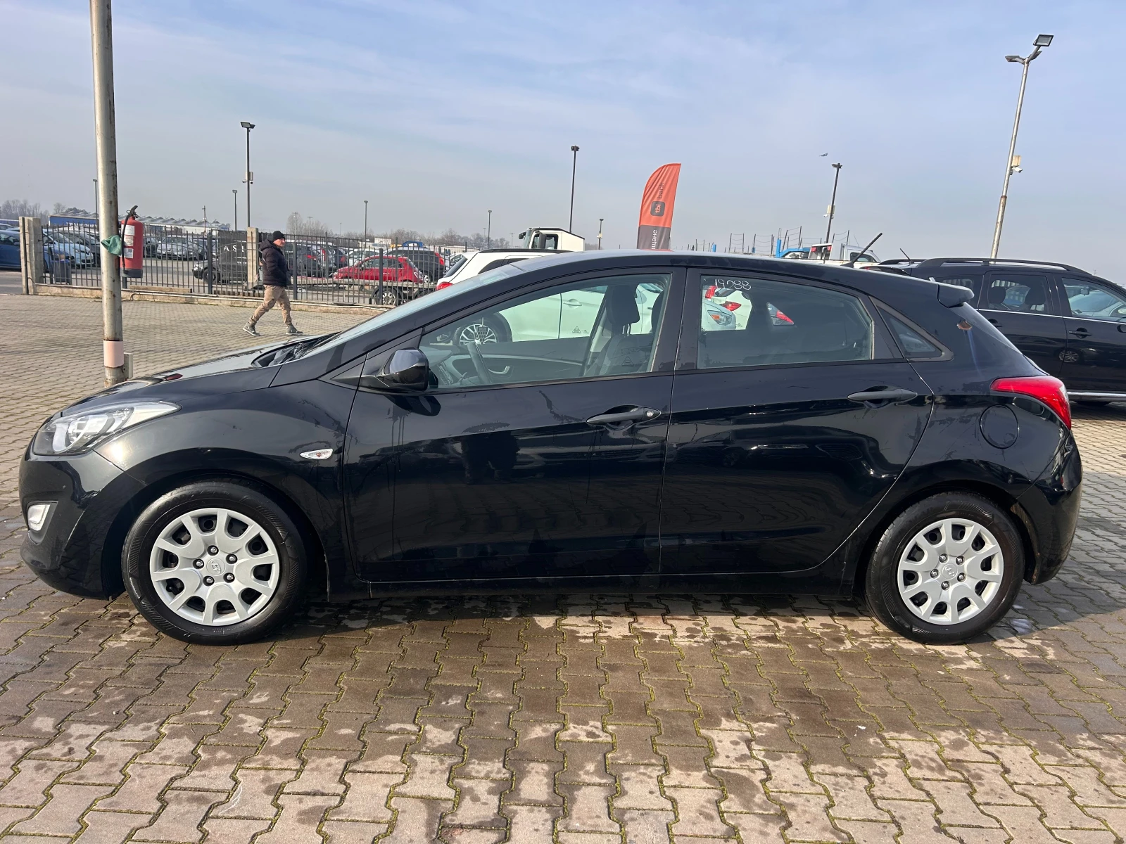 Hyundai I30 1.4CRDI EURO 5 - изображение 9