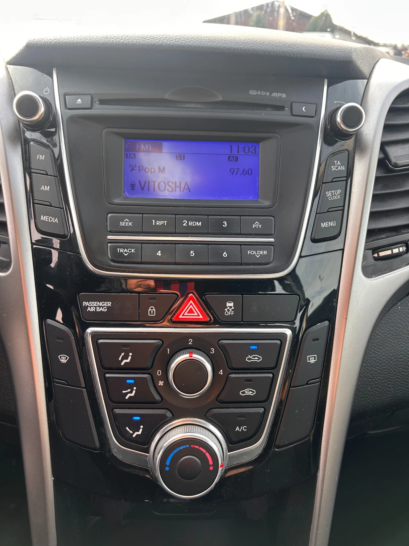 Hyundai I30 1.4CRDI EURO 5 | Mobile.bg � ����������� 12