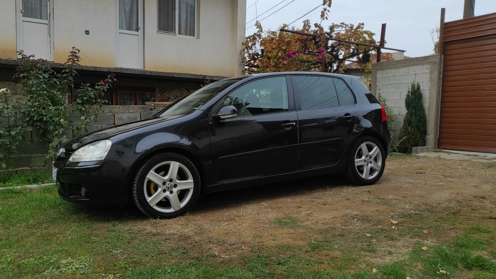 VW Golf, снимка 17 - Автомобили и джипове - 53742275