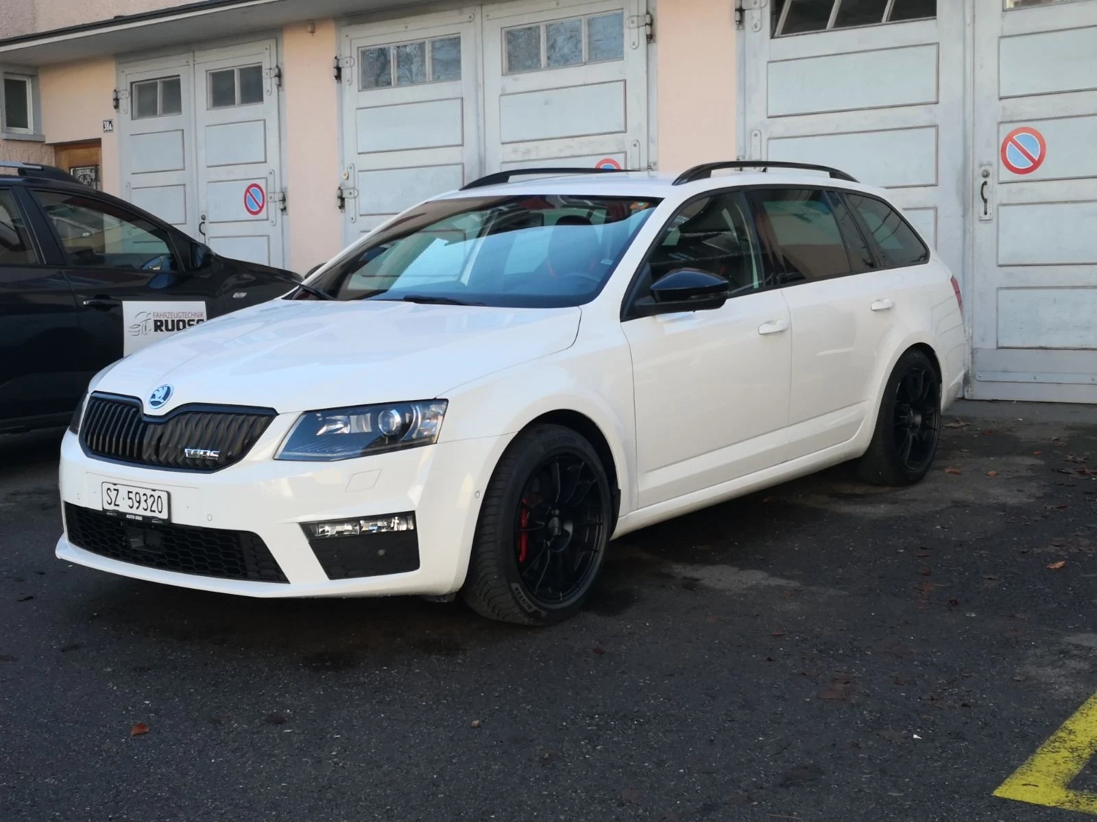 Skoda Octavia 2.0  VRS 220ps  - изображение 2