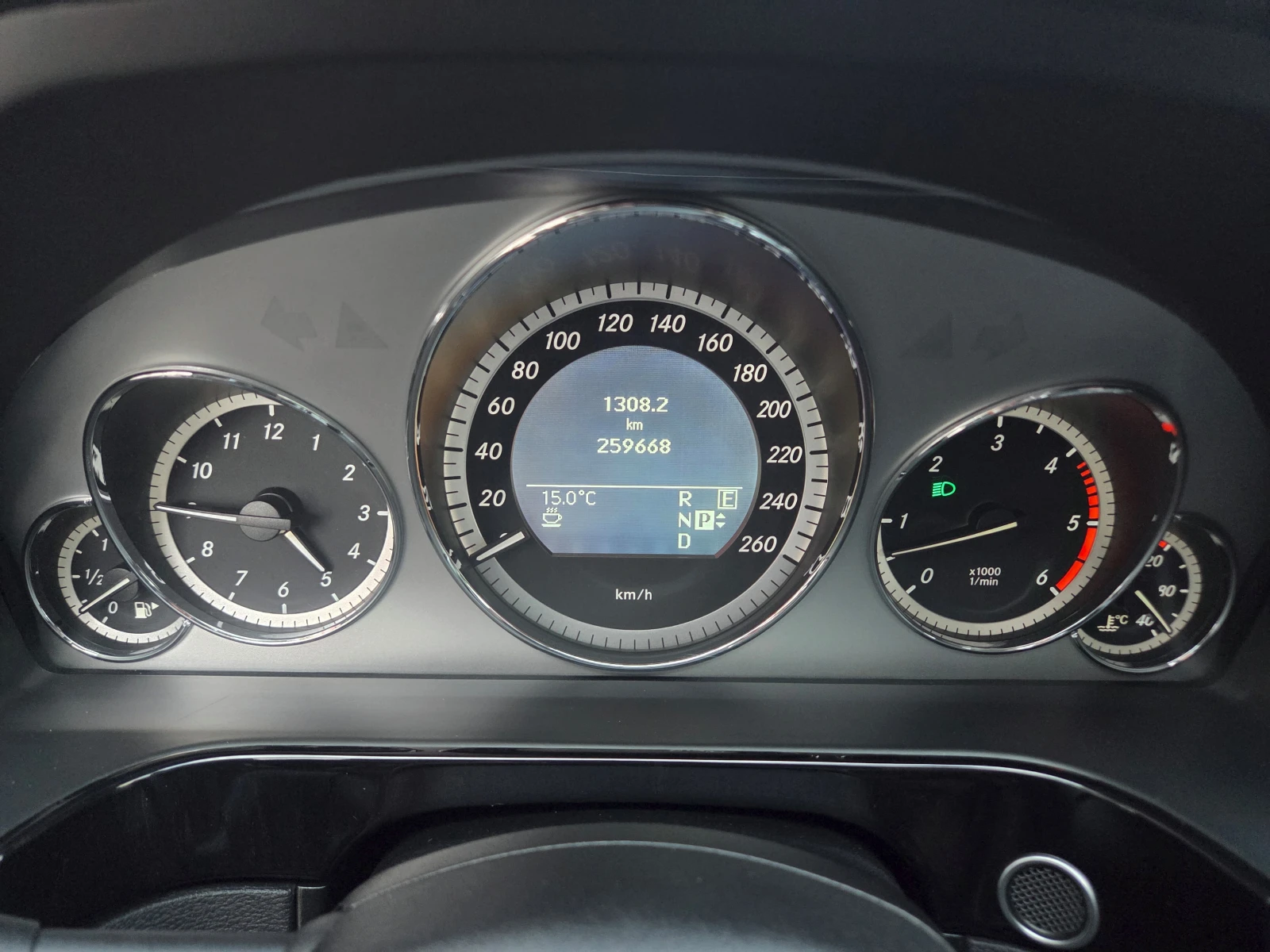 Mercedes-Benz E 350 CDI-Avantgarde(265 Hp)4Matic | Mobile.bg � ����������� 12