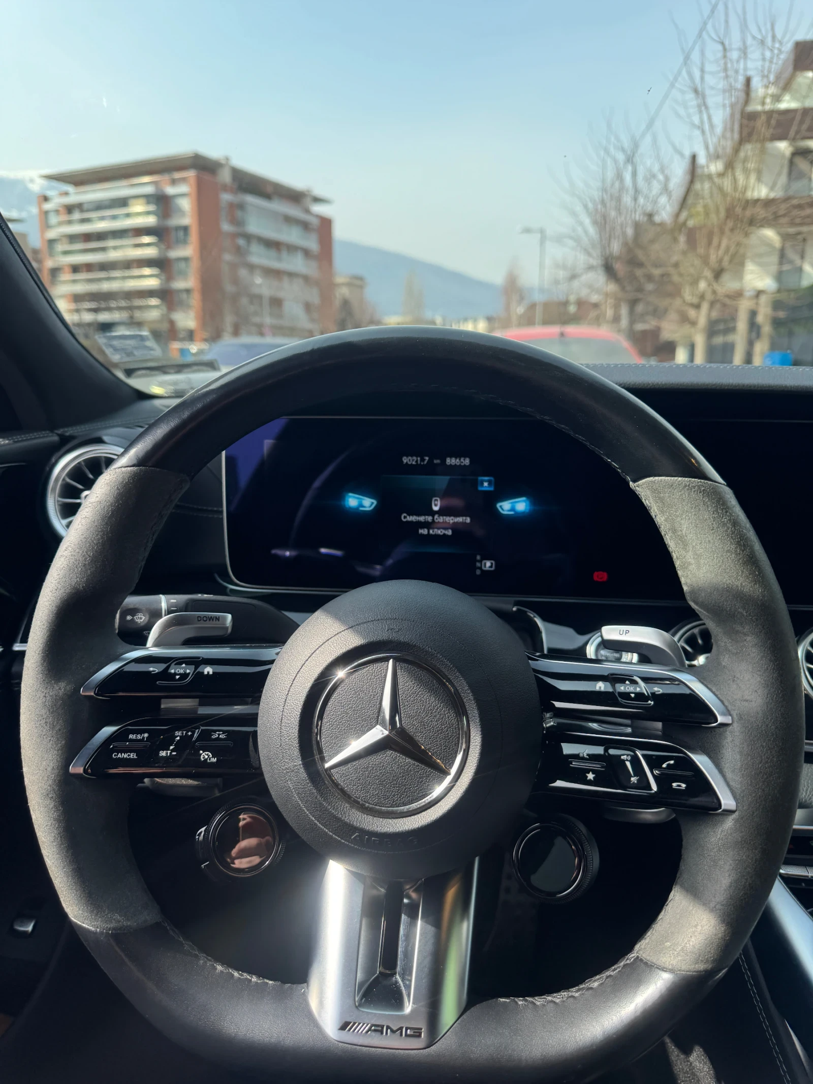 Mercedes-Benz AMG GT 53 AMG, снимка 10 - Автомобили и джипове - 53715275