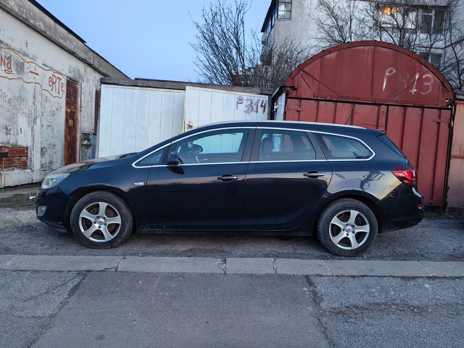 Opel Astra, снимка 2 - Автомобили и джипове - 54252219