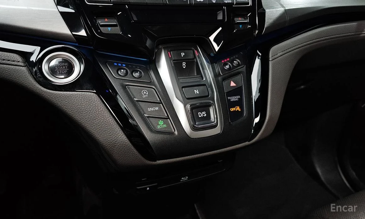 Honda Odyssey * ПОДГРЕВ* ОБДУХВАНЕ* ШИБИДАХ* TV* FULL* КРАЙНА ЦЕ, снимка 9 - Автомобили и джипове - 54082793