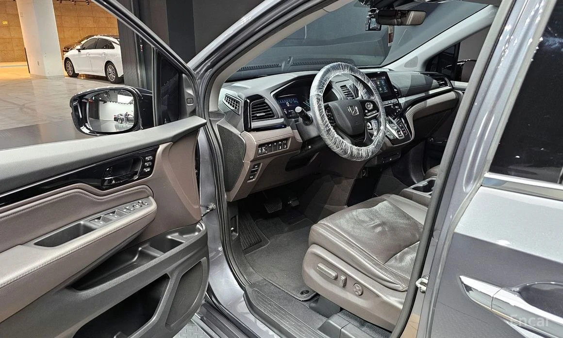 Honda Odyssey * ПОДГРЕВ* ОБДУХВАНЕ* ШИБИДАХ* TV* FULL* КРАЙНА ЦЕ, снимка 11 - Автомобили и джипове - 54082793