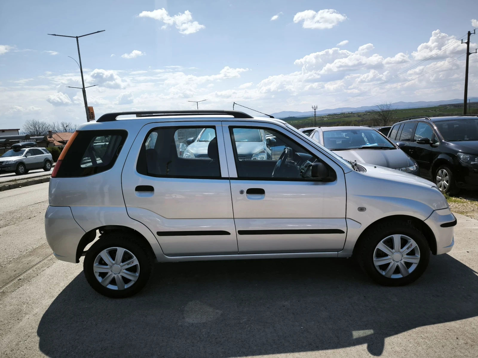 Subaru Justy 1.5i, снимка 4 - Автомобили и джипове - 54098156