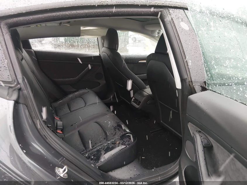 Tesla Model 3 Rear-Wheel Drive * Kрайна цена до БГ* , снимка 8 - Автомобили и джипове - 54241219