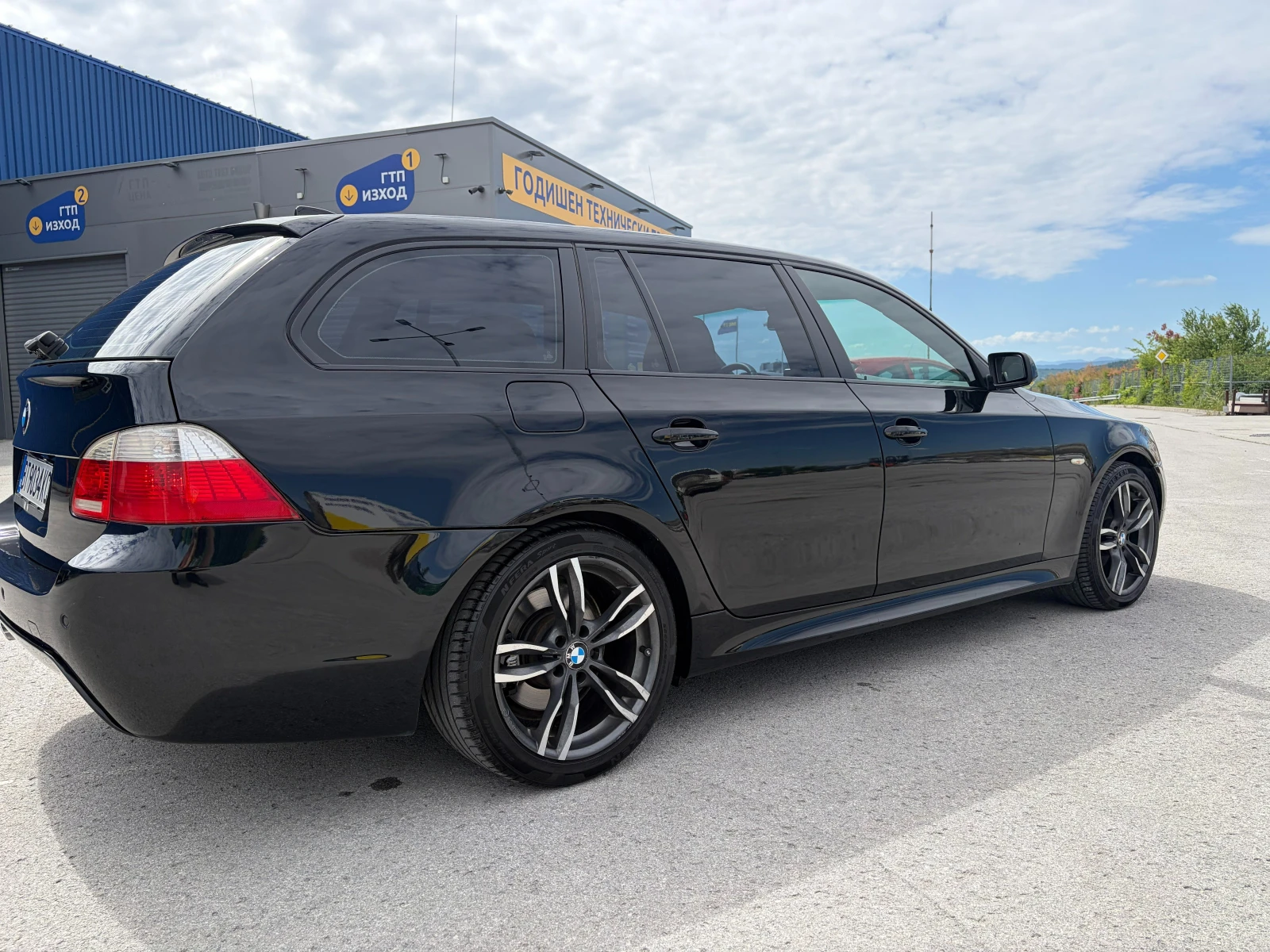 BMW 530 Xdrive, снимка 6 - Автомобили и джипове - 54272515