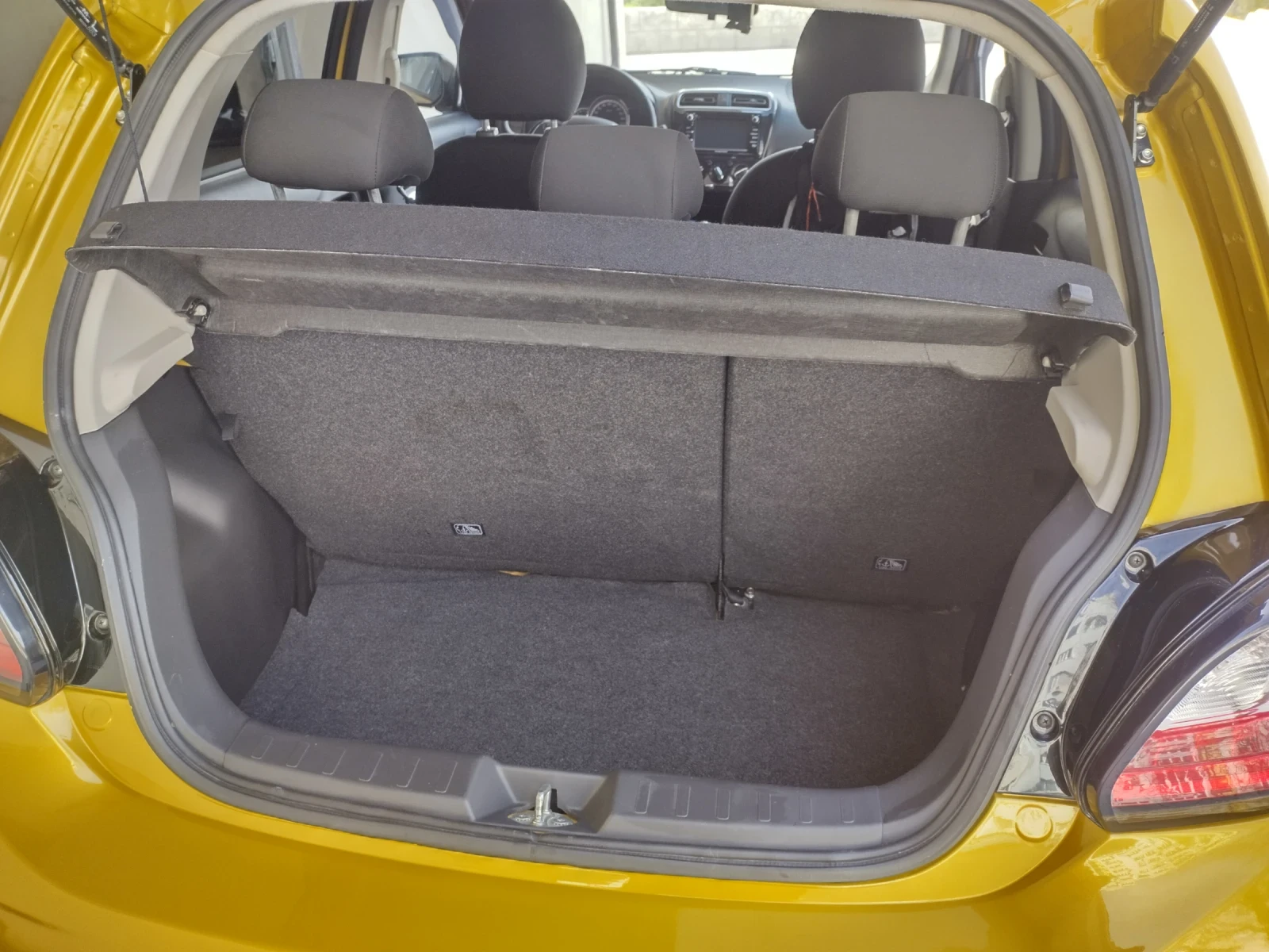 Mitsubishi Space star, снимка 12 - Автомобили и джипове - 54356525