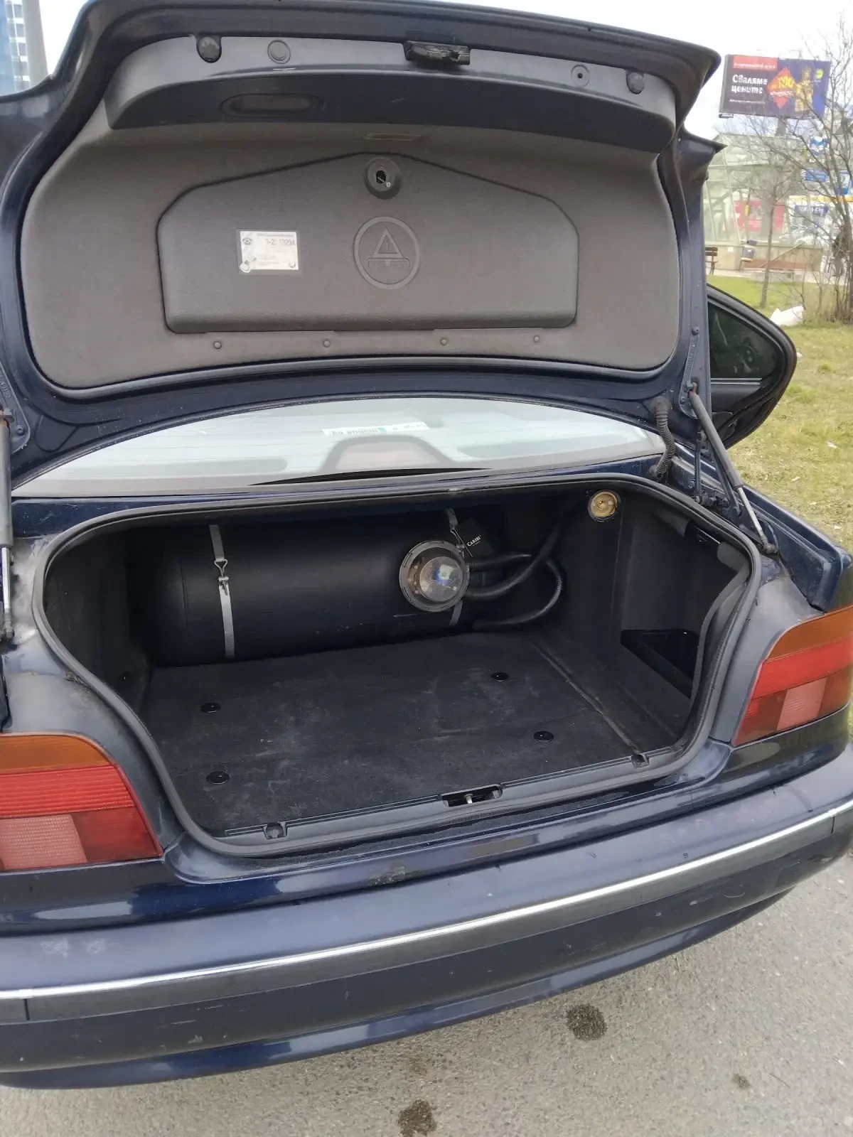 BMW 528 М52В28* LPG* ZF, снимка 8 - Автомобили и джипове - 54657036