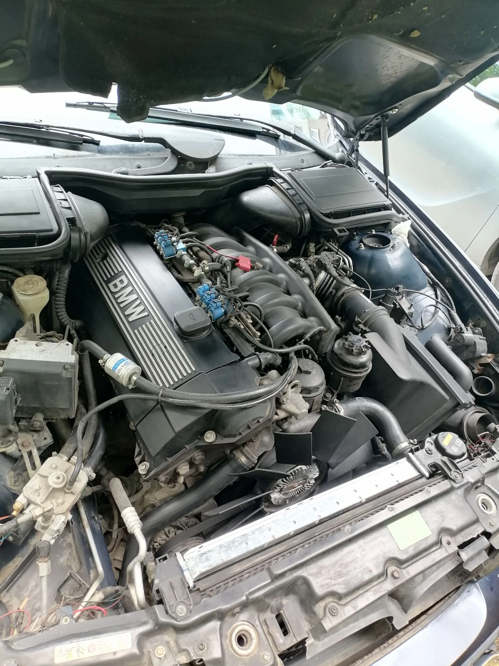 BMW 528 М52В28* LPG* ZF, снимка 9 - Автомобили и джипове - 54657036