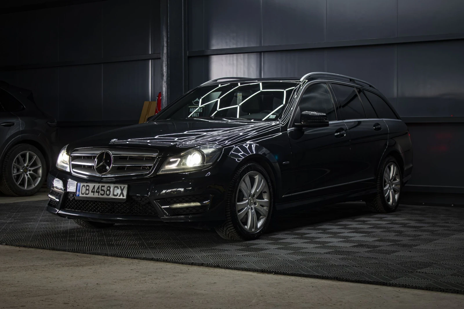 Mercedes-Benz C 300