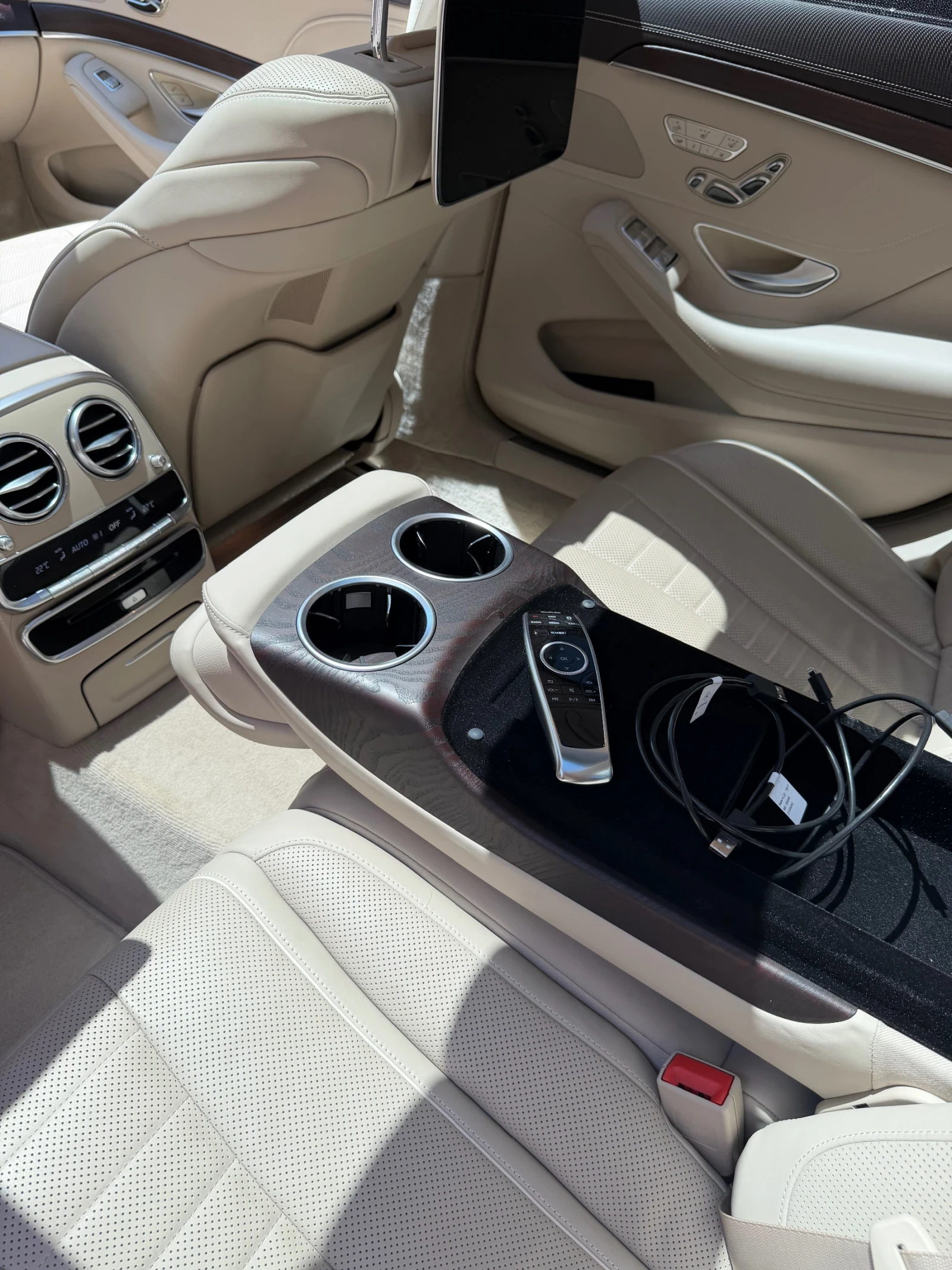 Mercedes-Benz S 350  D 4MATIC Limousine Lang, снимка 14 - Автомобили и джипове - 55087847