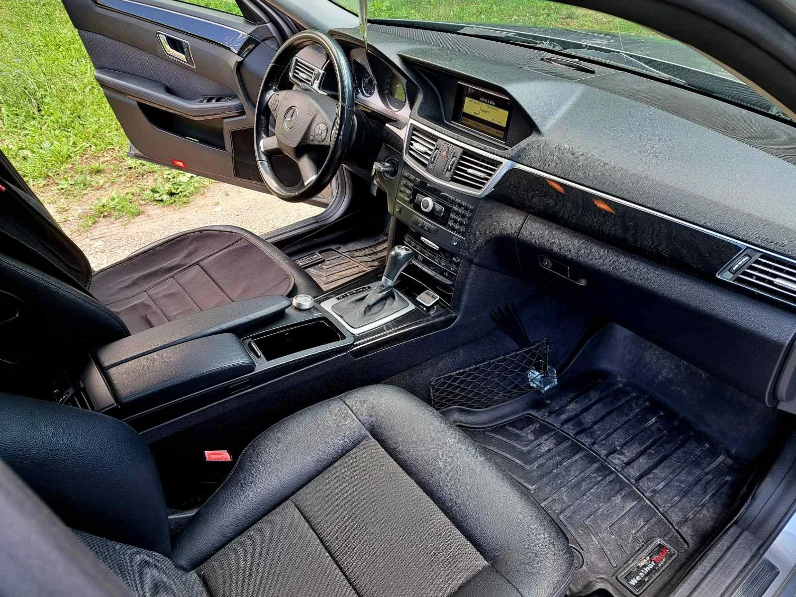 Mercedes-Benz E 220 170 к. с., снимка 15 - Автомобили и джипове - 55162129