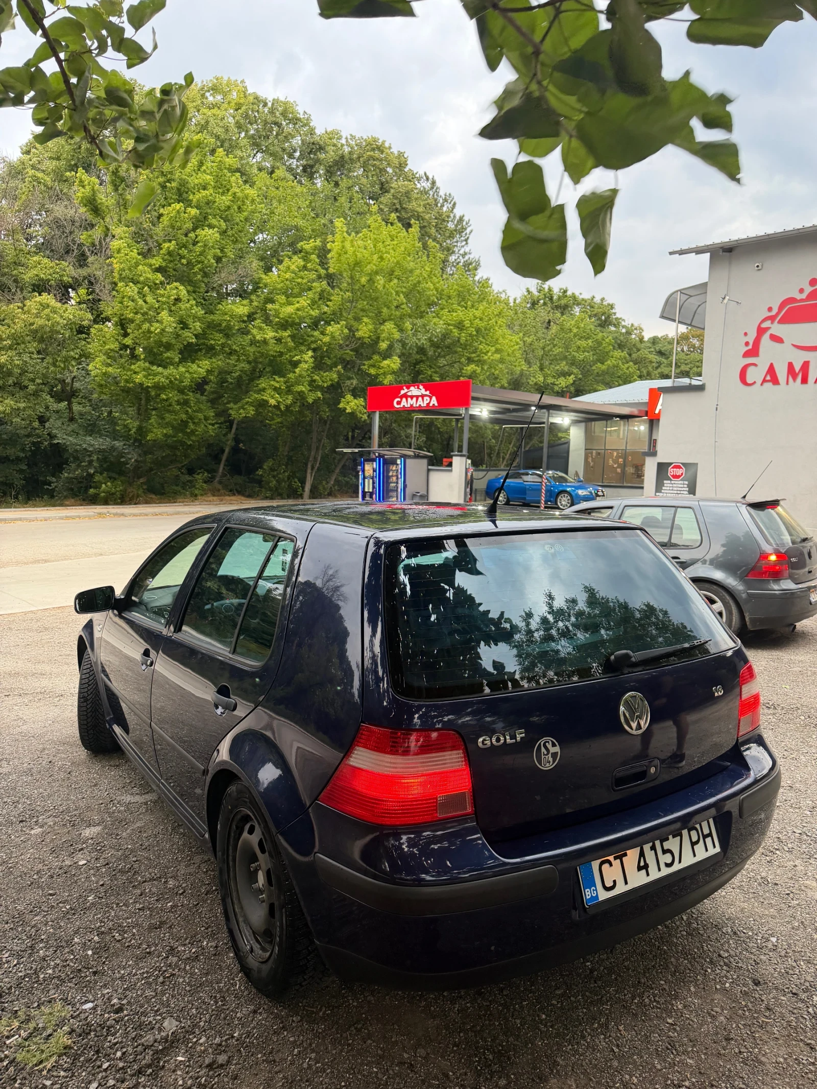 VW Golf 1.6 FSI, снимка 4 - Автомобили и джипове - 55257463