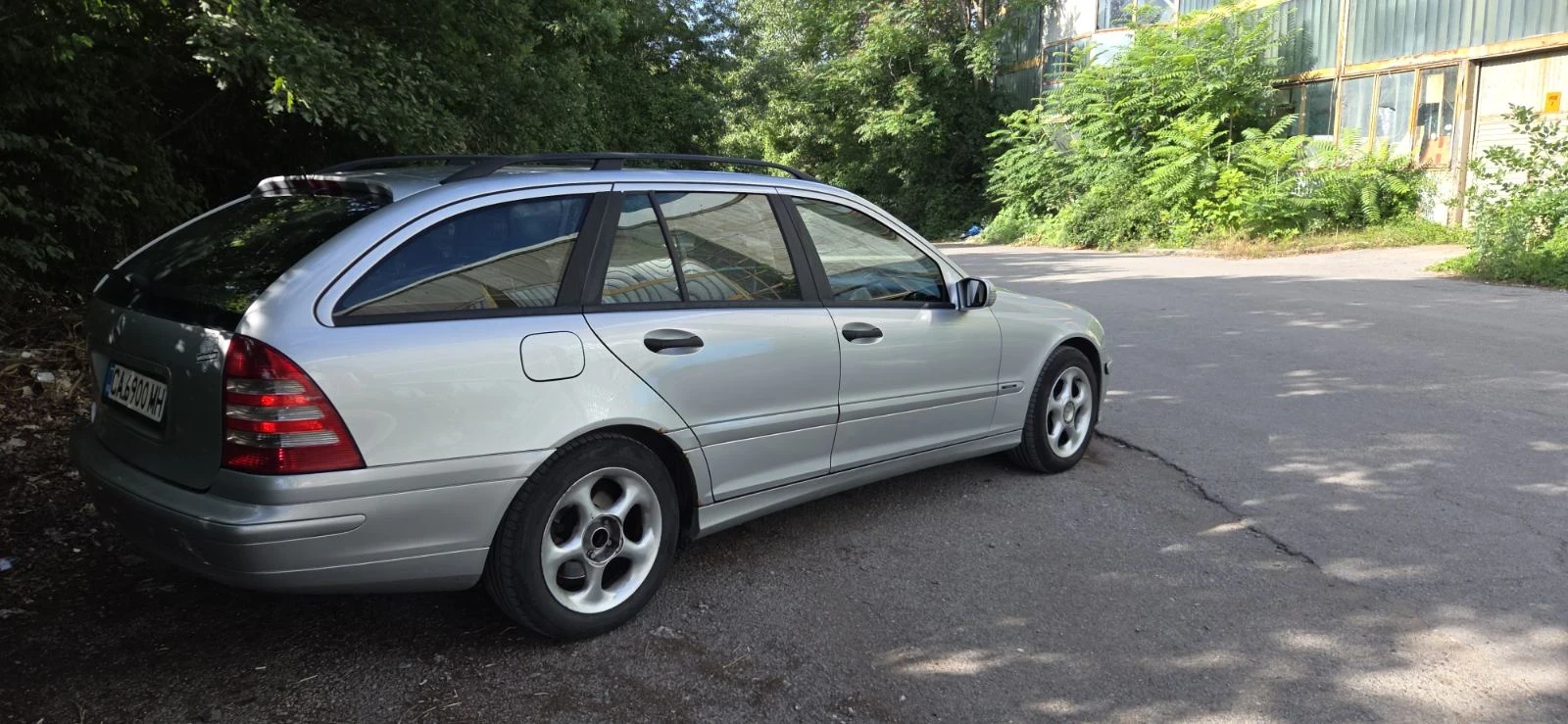 Mercedes-Benz 200, снимка 2 - Автомобили и джипове - 55342262