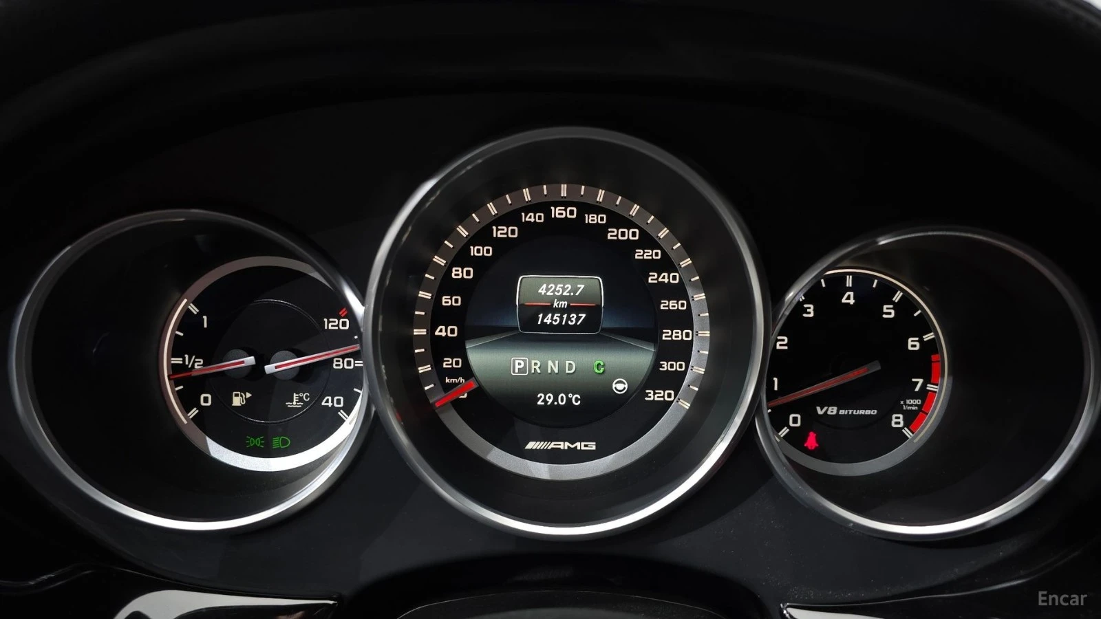 Mercedes-Benz CLS 63 AMG 4MATIC* 360* КОЖА* ОБДУХВ* НАВИ* ПАНО, снимка 6 - Автомобили и джипове - 55678695