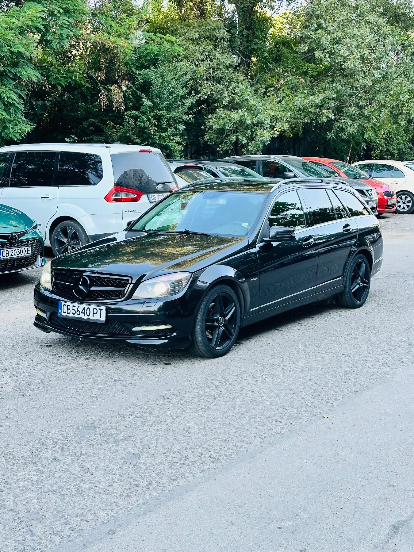 Mercedes-Benz C 220, снимка 2 - Автомобили и джипове - 56021956