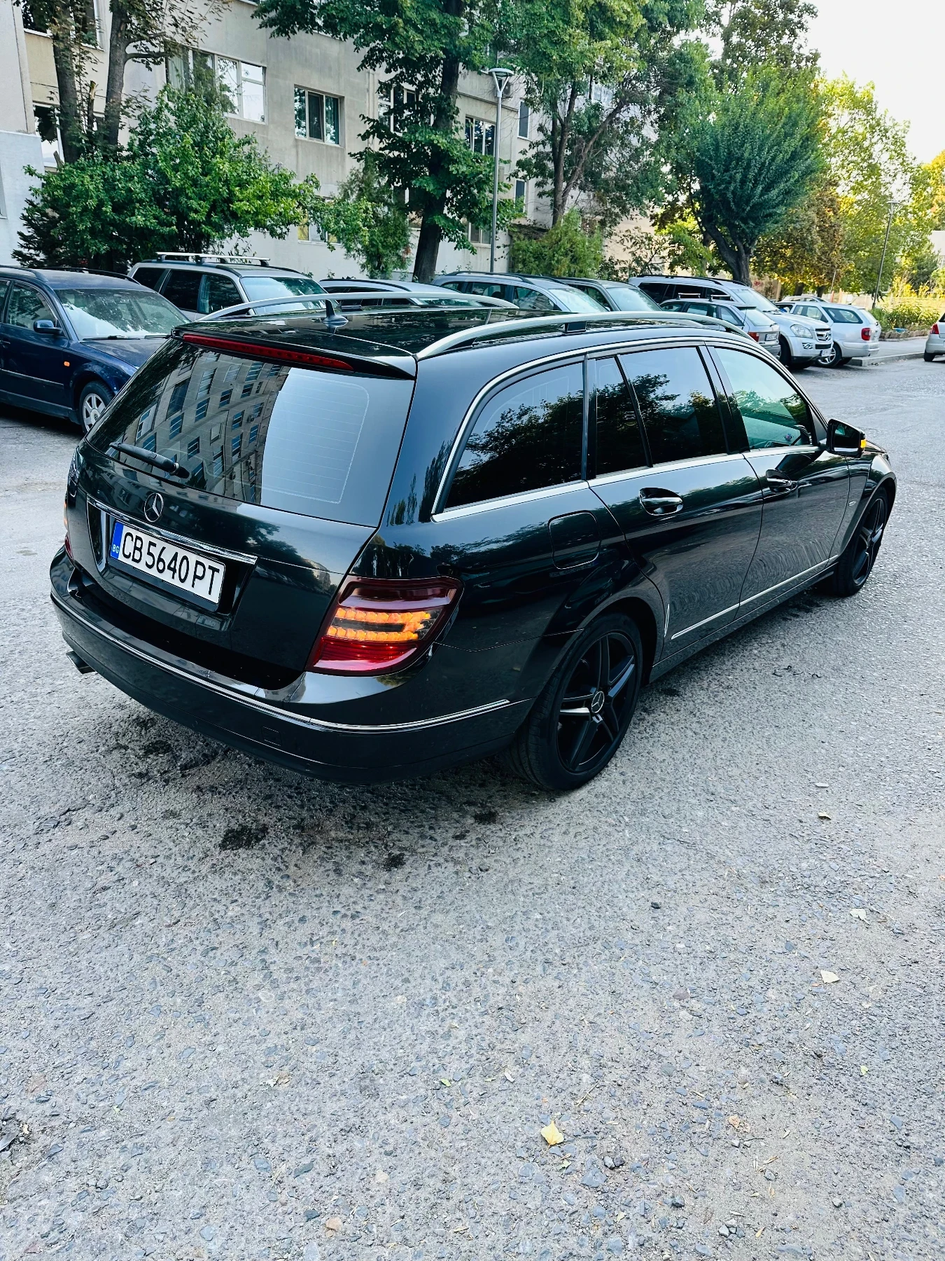 Mercedes-Benz C 220, снимка 5 - Автомобили и джипове - 56021956