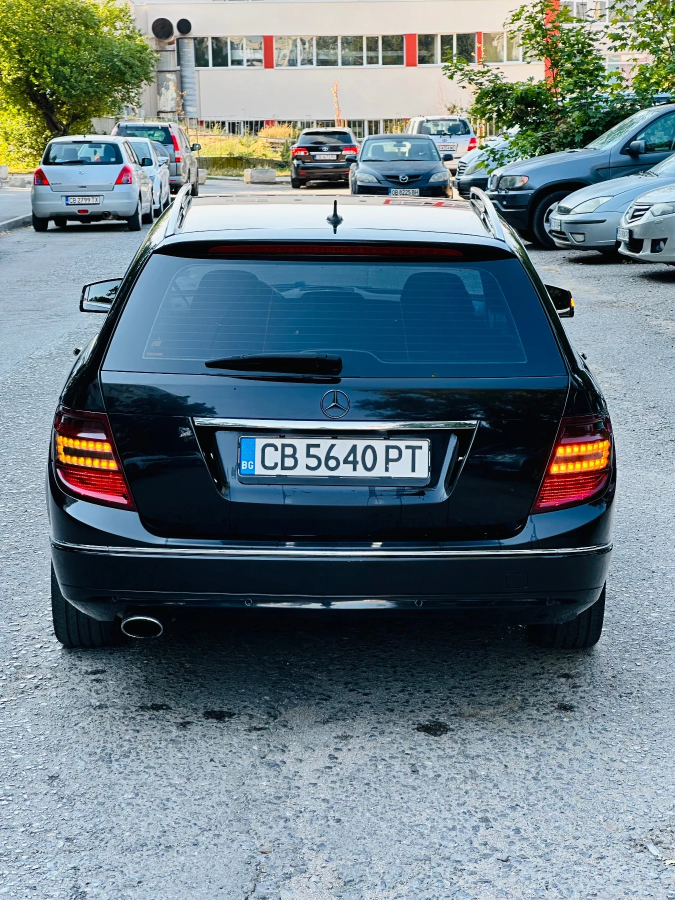 Mercedes-Benz C 220, снимка 4 - Автомобили и джипове - 56021956