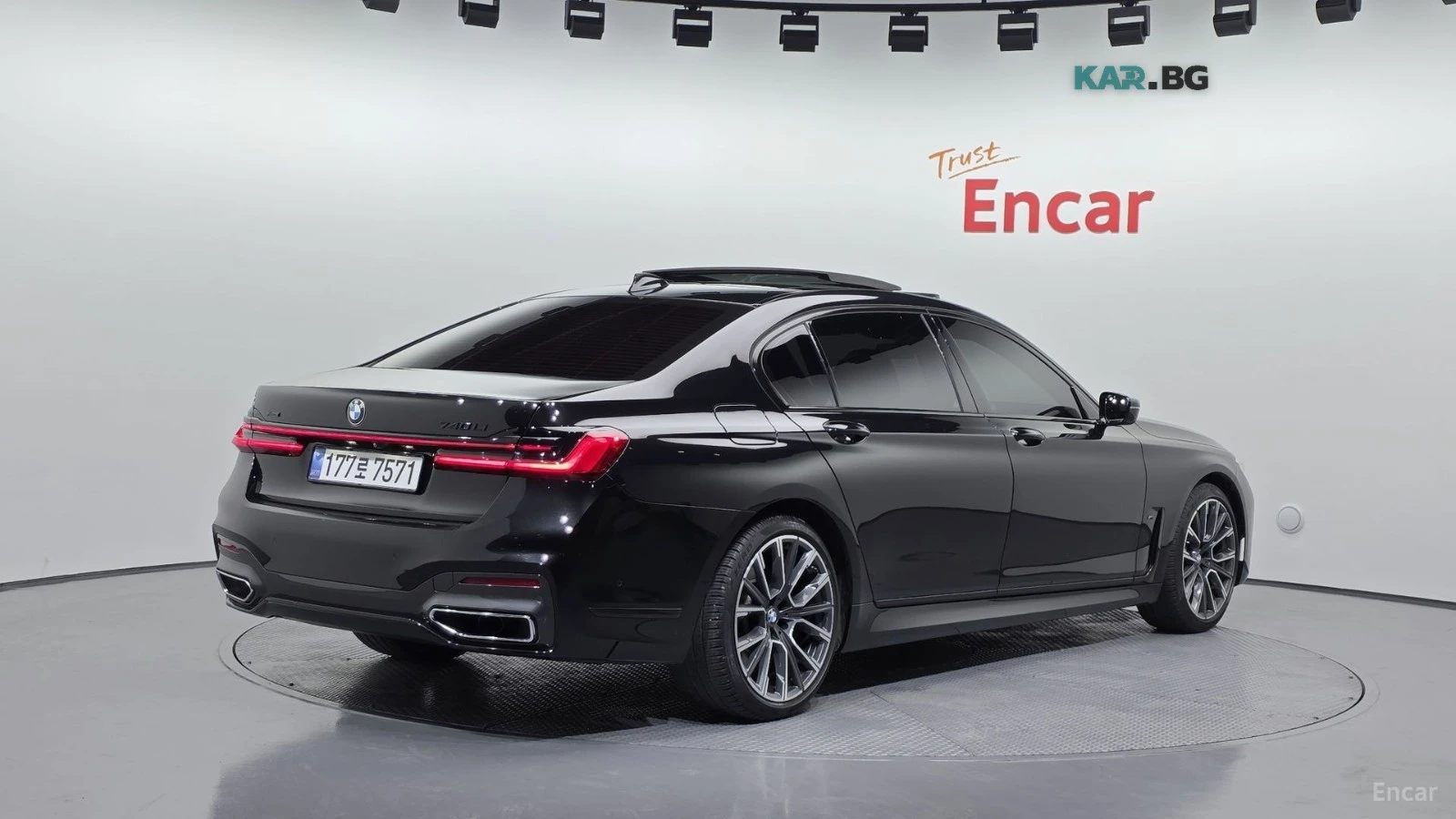 BMW 740 M* SPORT* ОБДУХВАНЕ* ДИСТРОНИК* ХЕДЪП* 360КАМЕРА* , снимка 2 - Автомобили и джипове - 56202965