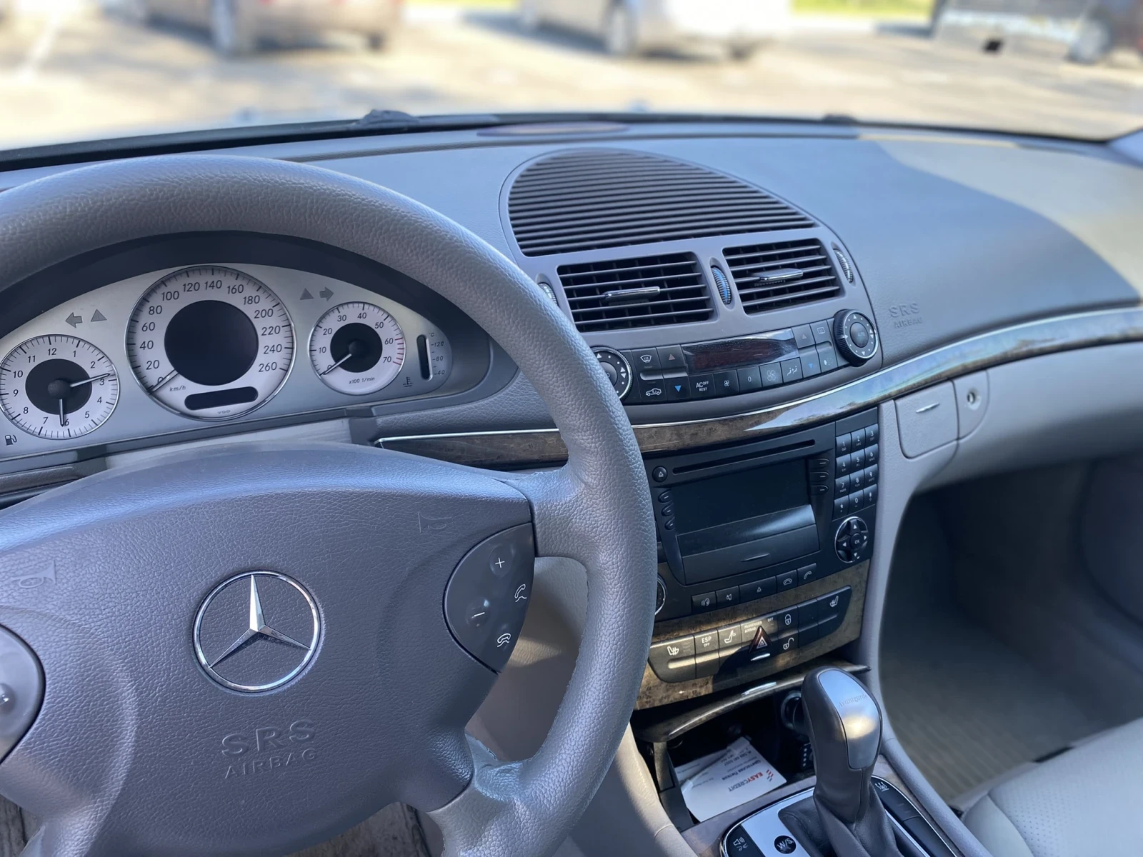 Mercedes-Benz E 500, снимка 6 - Автомобили и джипове - 56482708