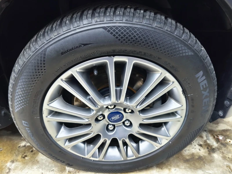 Ford Kuga 2.0d* 4x4* Automatic* NAVI* Keyless, снимка 17 - Автомобили и джипове - 50796279