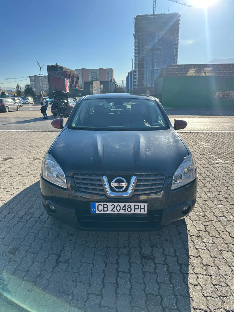 Nissan Qashqai 2.0 151hp 4х4 ГАЗ ПАНОРАМА, снимка 2 - Автомобили и джипове - 52438783