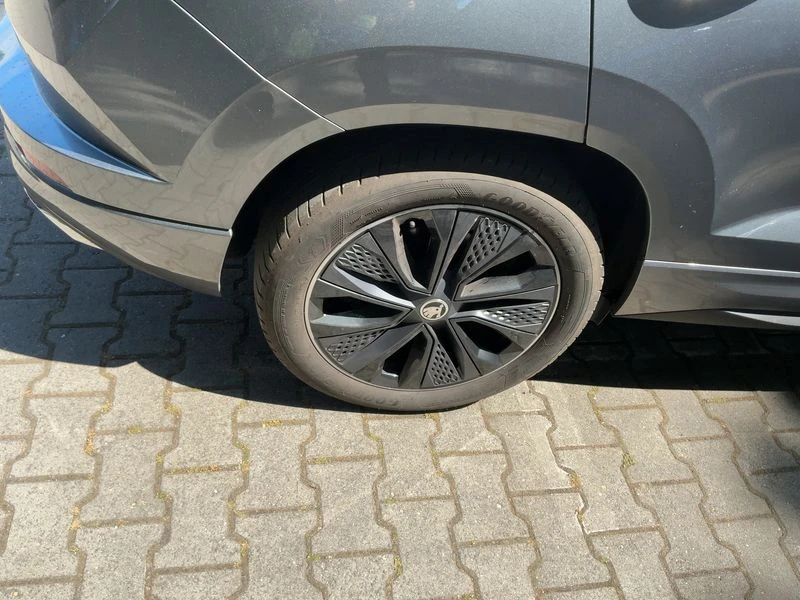 Skoda Karoq Karoq 2.0 TDI Sportline 4x4, снимка 7 - Автомобили и джипове - 55387611
