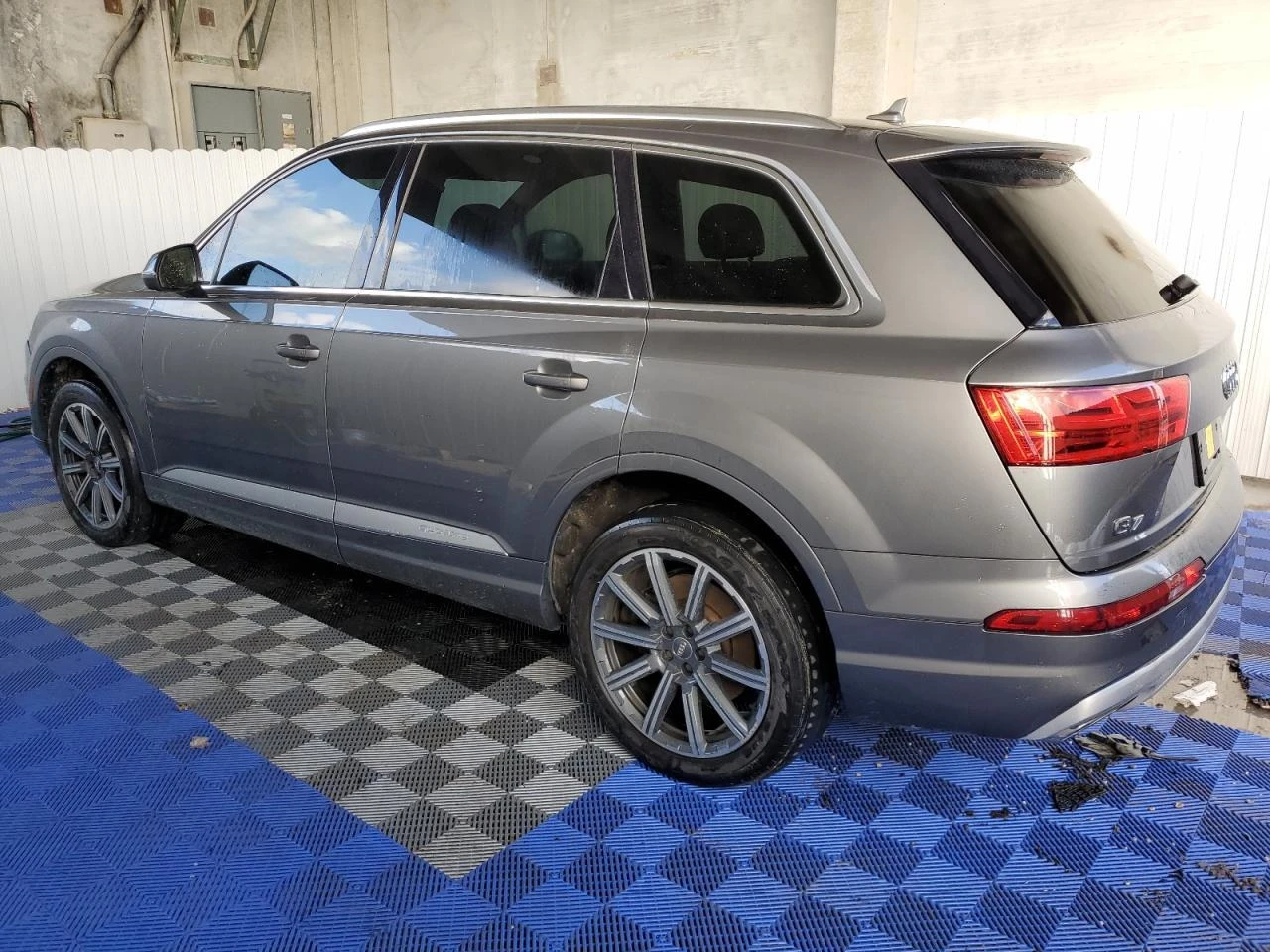 Audi Q7 3.0T* Prremium - изображение 2